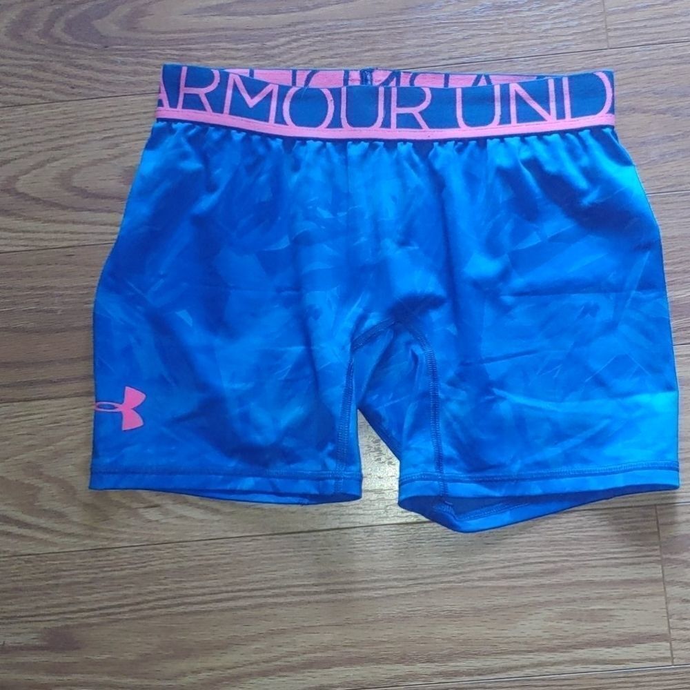 Under Armour bike shorts Sz S